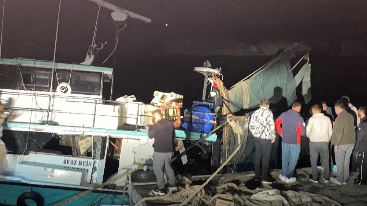 Samsunda balıkçı teknesinde patlama: 4 yaralı