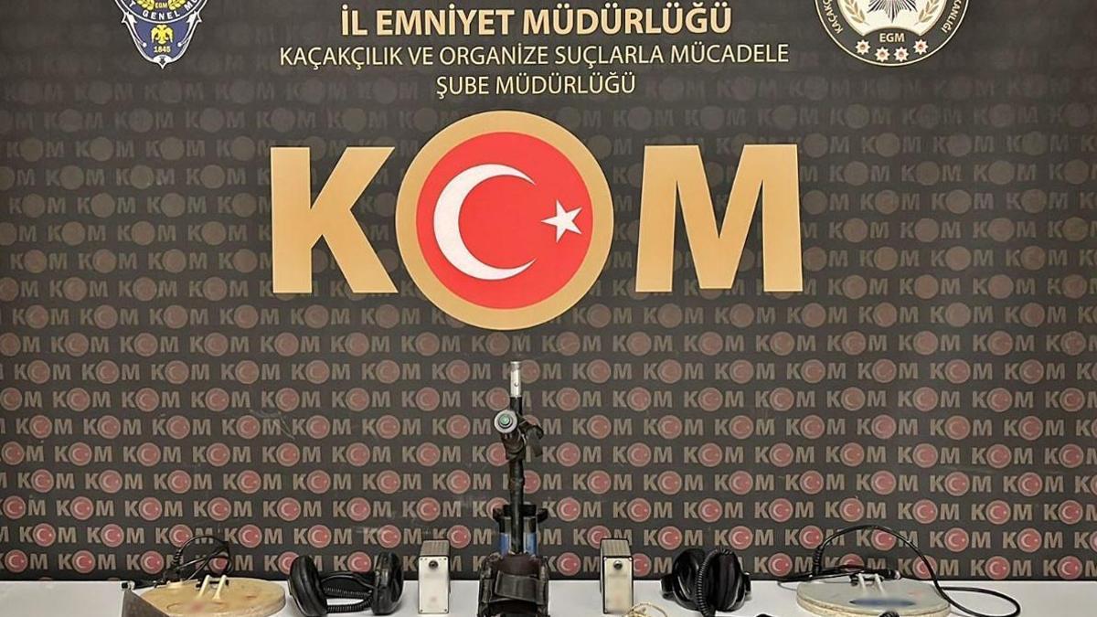 Defineciler yakalandı