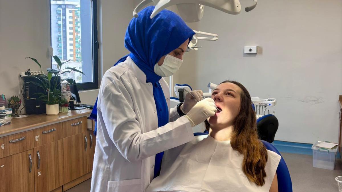 Döşemealtı Devlet Hastanesinde gebelere özel ağız ve diş sağlığı hizmeti