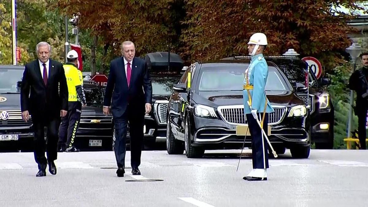 Erdoğan ve AK Parti yeni yasama yılına yoğun gündemle başlıyor