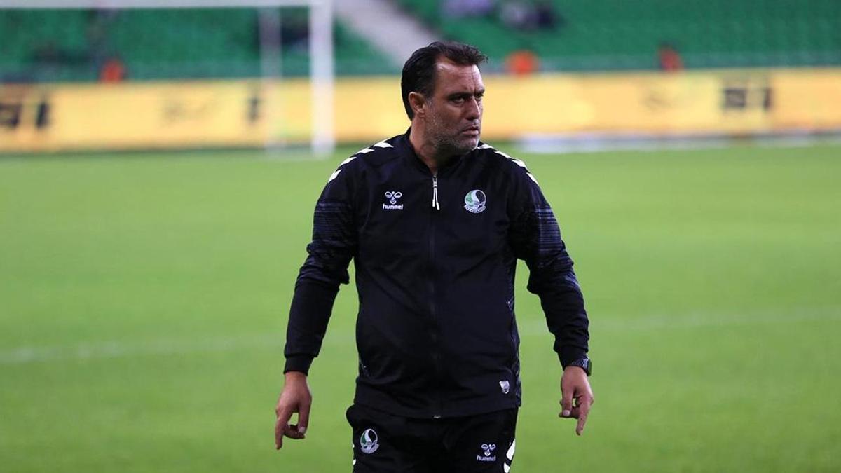 Son Dakika Spor Haberi | Sakaryaspordan teknik direktörü Serhat Sütlünün kararına ret