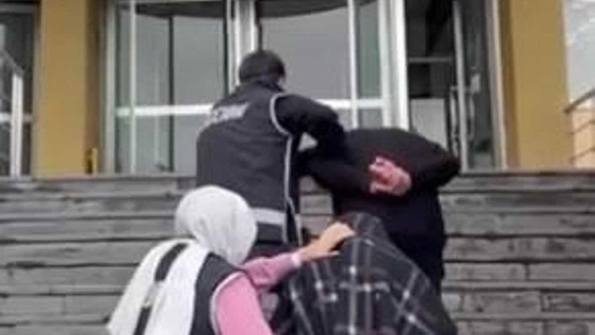 Kayseride APP plakaya 2 gözaltı