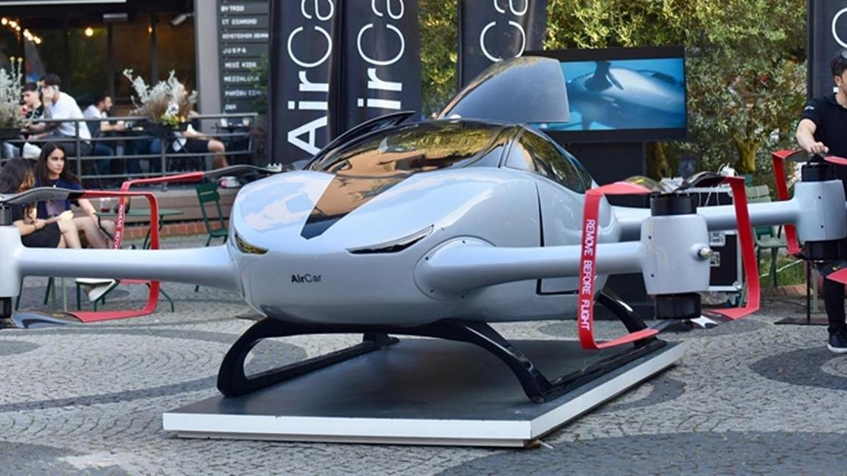 Yerli uçan araba AirCar ön siparişe açıldı! İşte fiyatı ve teslim tarihi