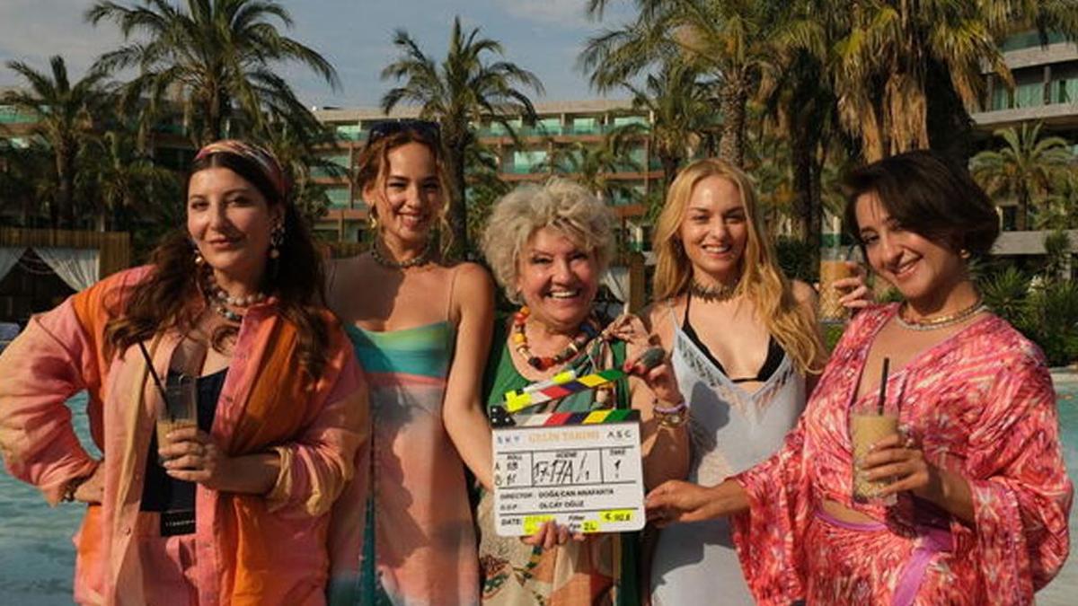 GELİN TAKIMI KONUSU VE OYUNCULARI: Gelin Takımı filminin oyuncuları kimler, konusu nedir, nerede çekildi?