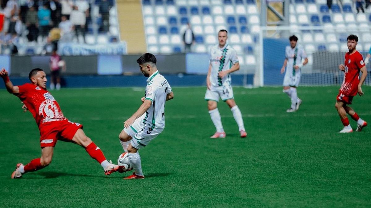 Son Dakika Spor Haberi | Yılmaz Vural, Sarıyere çare olamadı! Sakaryaspor moral buldu