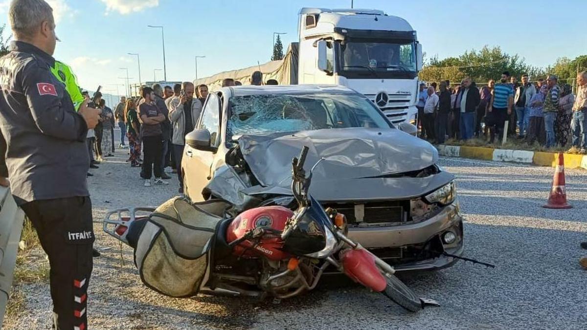 Manisada otomobille çarpışan motosikletin sürücüsü öldü