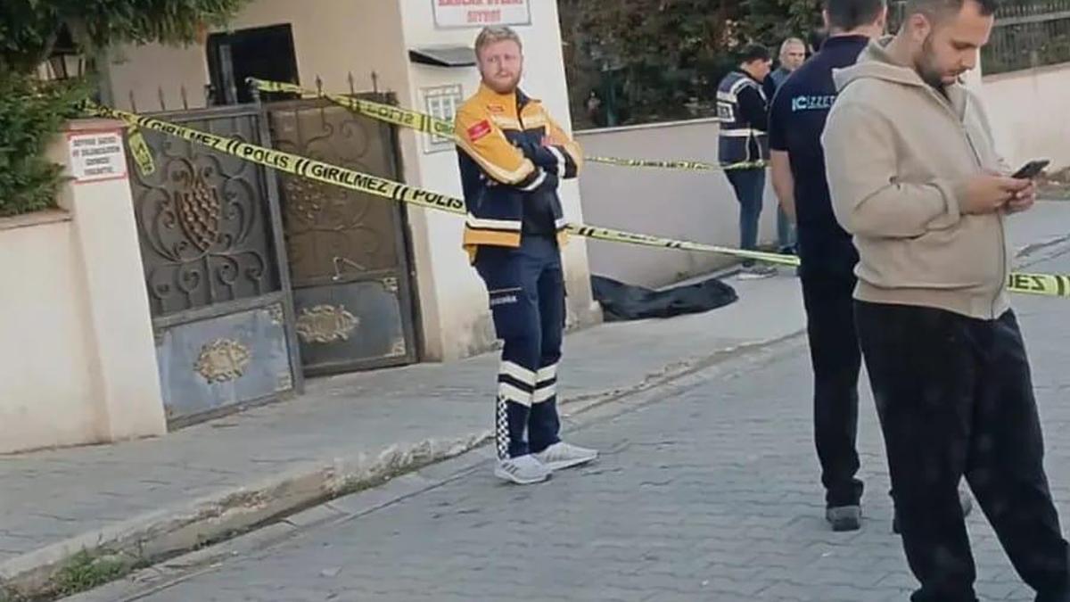 Eşini tabancayla göğsünden ve başından vurarak öldürdü