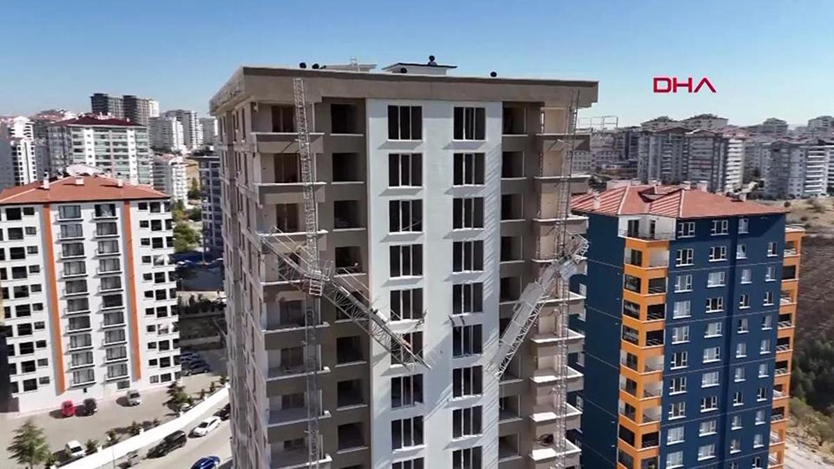 İnşaat asansörü düştü: 2 işçi öldü