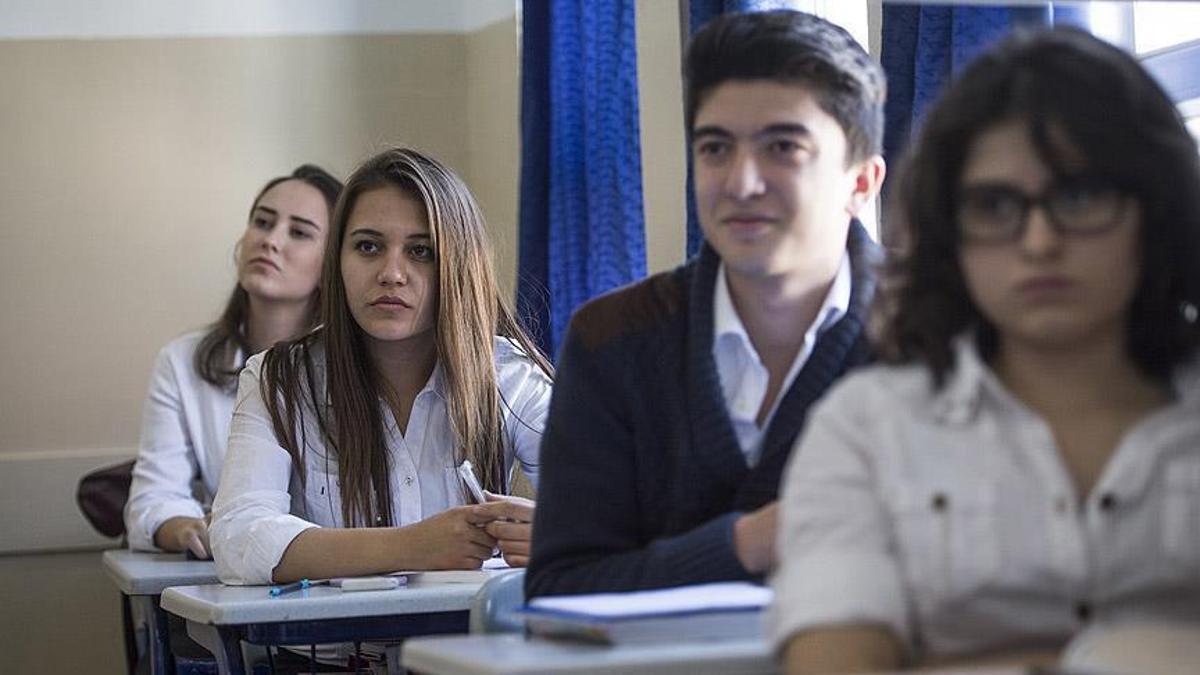 3+1 mi, 2+2 mi? Detaylar netleşiyor: Lise nasıl kısalacak?