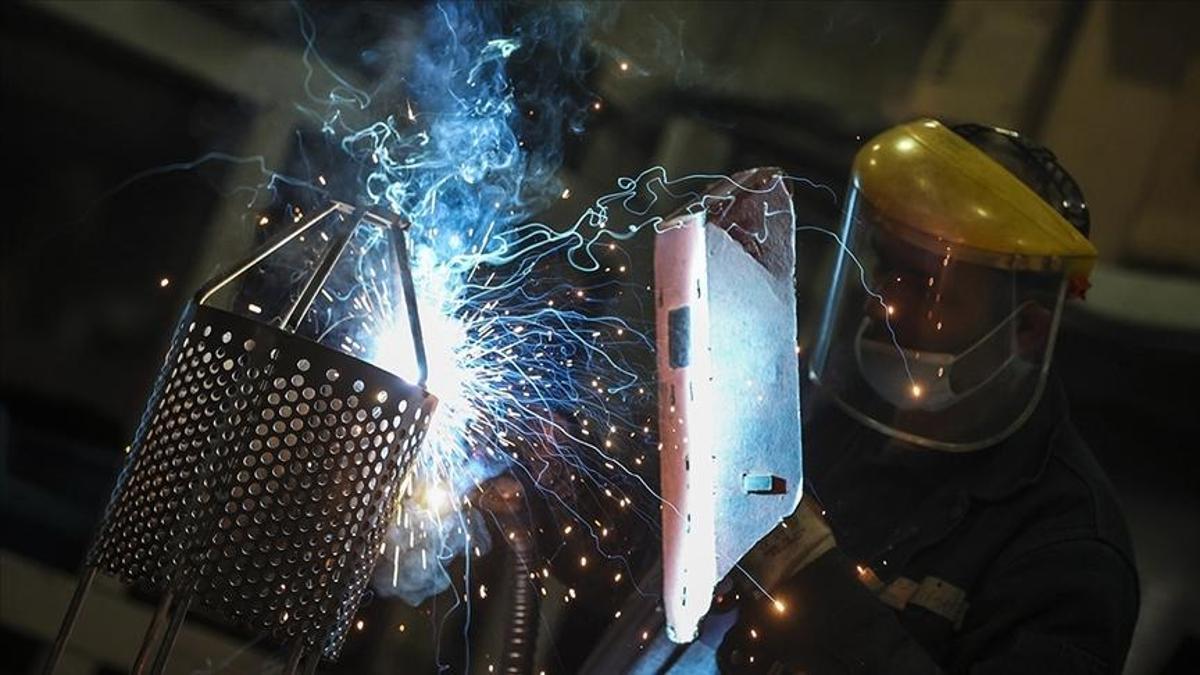 Sanayi üretimi ağustosta yıllık bazda yüzde 7,1 arttı