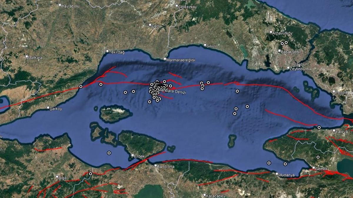 Marmara'daki depremlerle ilgili kritik açıklama: Aynı büyüklükte tekrar olacak
