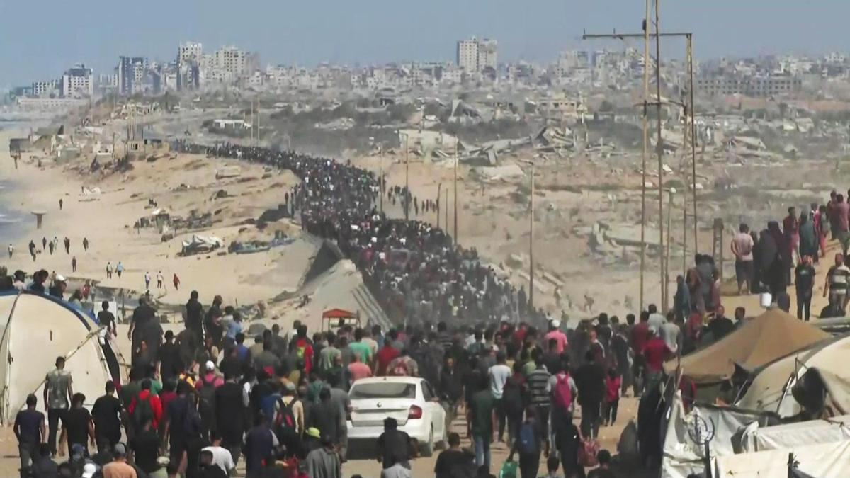 Tarihi anlar CNN TÜRK'te Akın akın Gazzeye dönüyorlar...