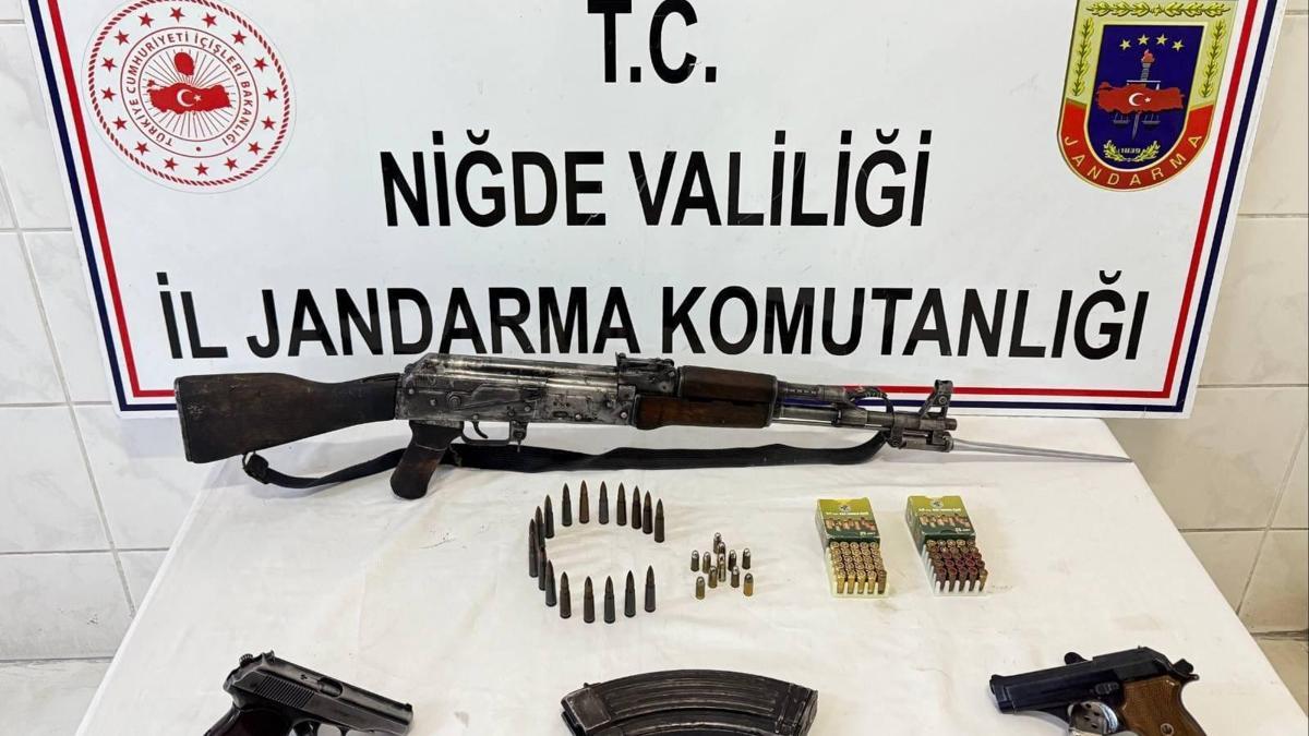 Niğde'de Kalaşnikof ele geçirildi