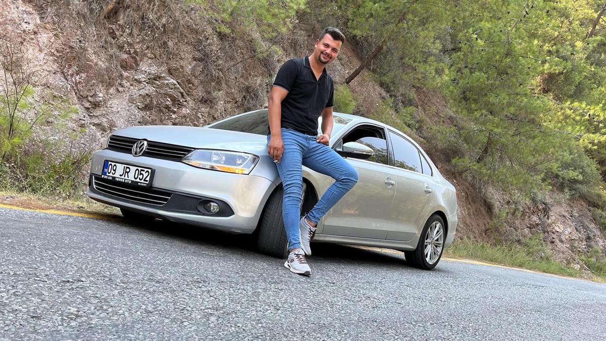 Otururken bacağına isabet eden yorgun mermiyle yar…