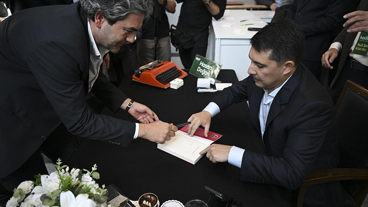 Hasan Doğan okuyucularla buluştu