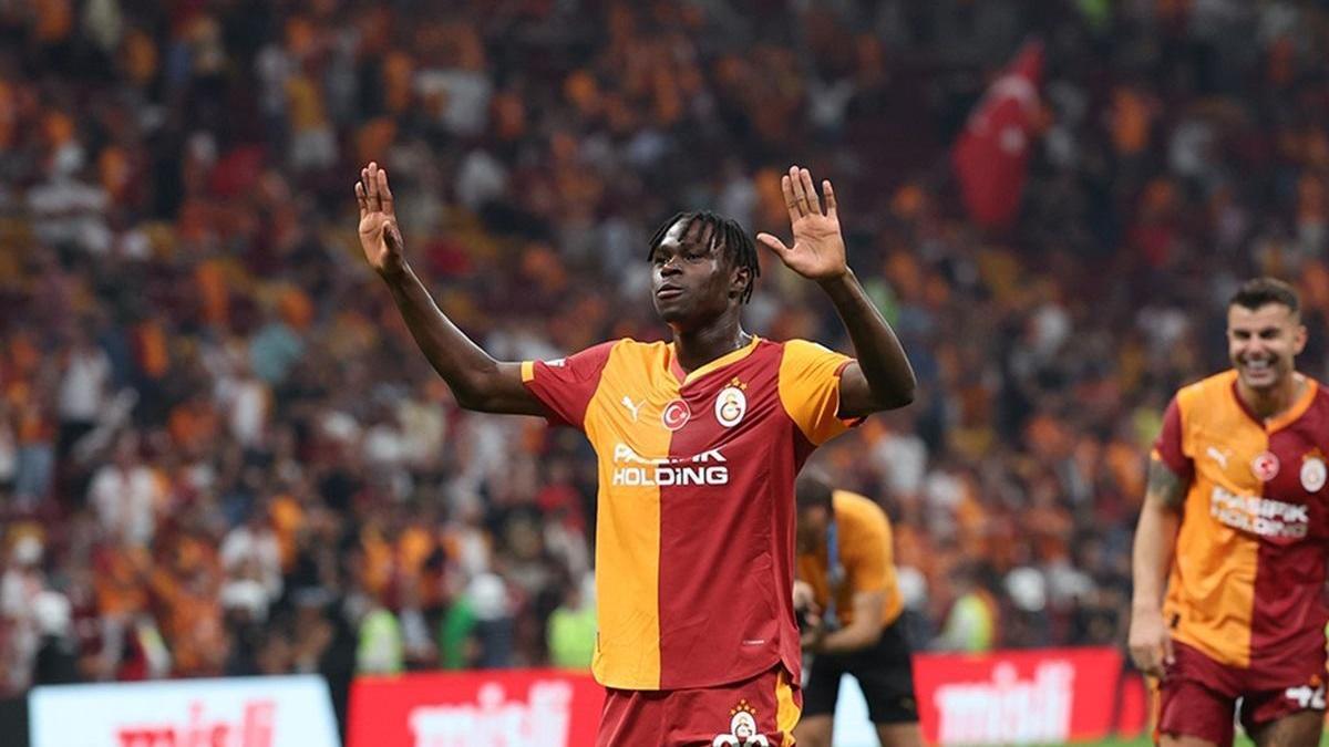 Galatasaray'da derbi öncesi Singo kararı! Teknik heyete iletti