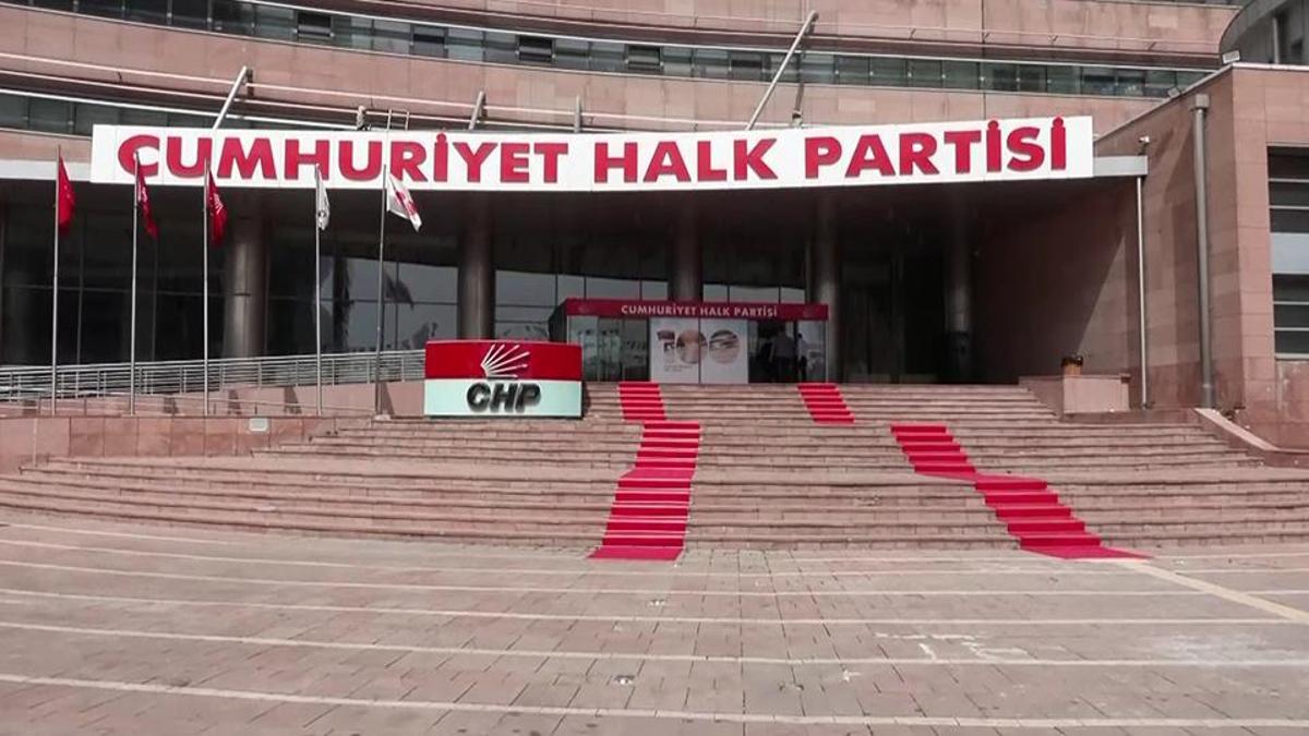 CHP'de gündem il kongreleri