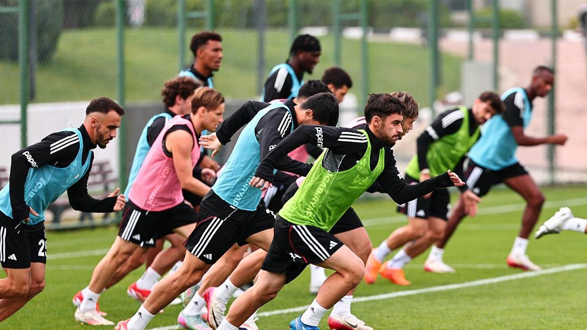 Beşiktaş, kondisyon ve taktik çalıştı