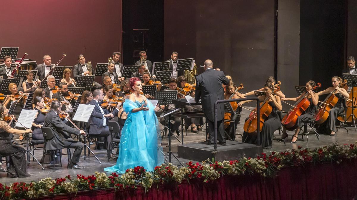 Sezonun ilk prömiyeri: Yevgeni Onegin