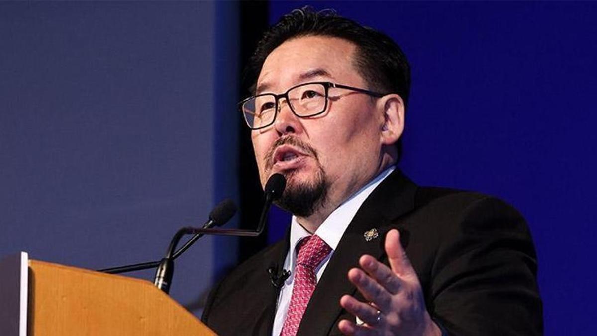 Moğolistan Başbakanı Gombojav Zandanshatar istifa etti