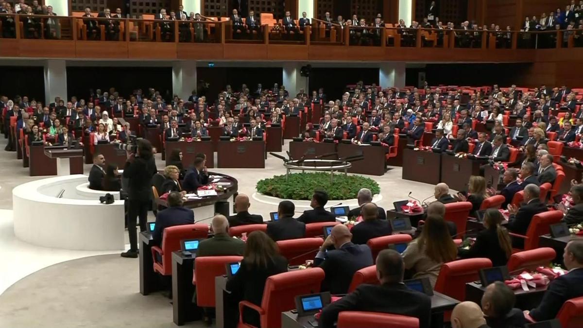 Vergi düzenlemeleri TBMMye sunuldu