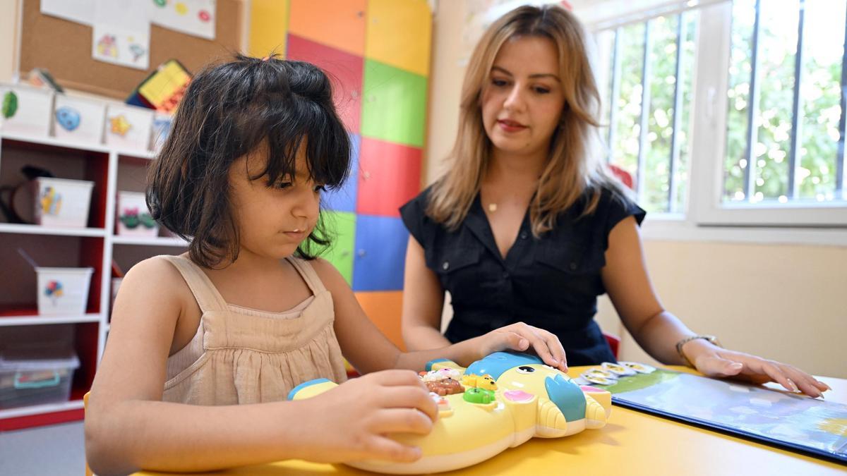 Otizm aile danışma merkezi 12 binden fazla seans verdi