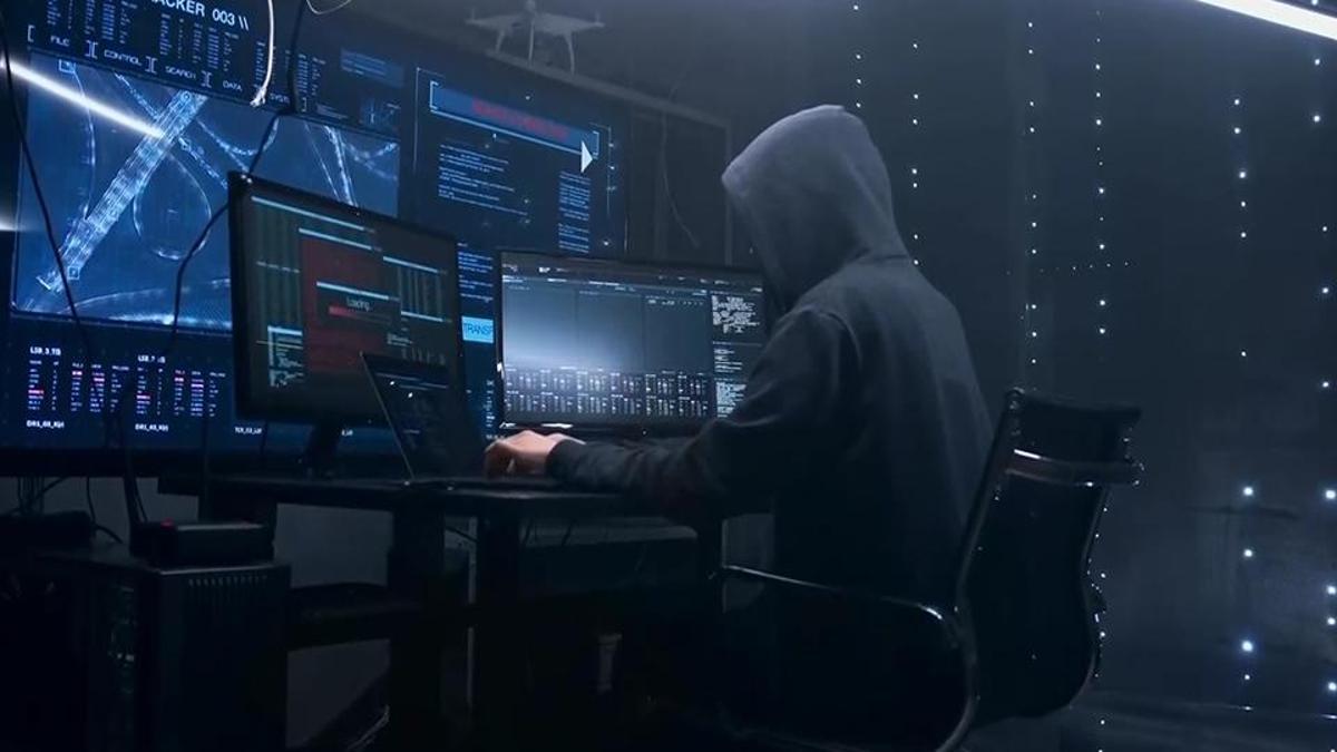 TÜRK TİPİ DOLANDIRICILIK | MİT personeliyim diyerek kandırdılar