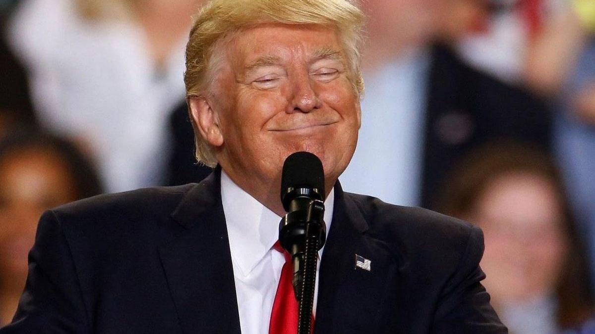 Papa, Sith Lordu, Kral... | Trump'a ABD Başkanı olmak yetmiyor mu?