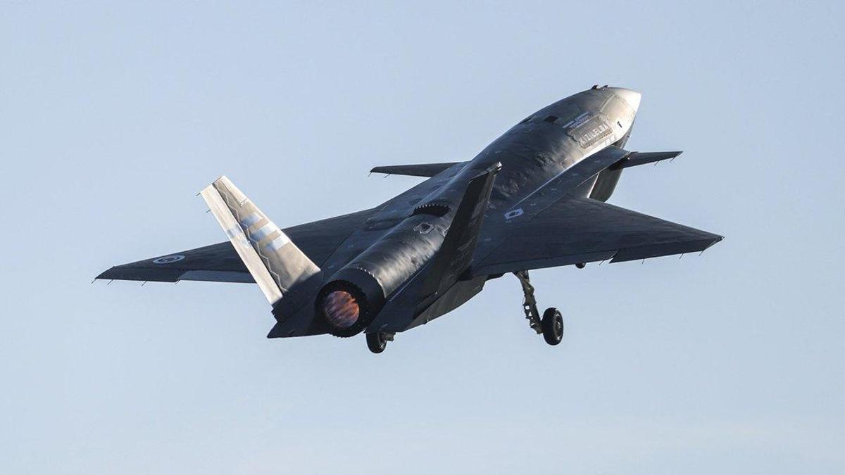 Bayraktar KIZILELMAdan bir başarı daha: MURAD 100-A AESA radar testi tamamlandı