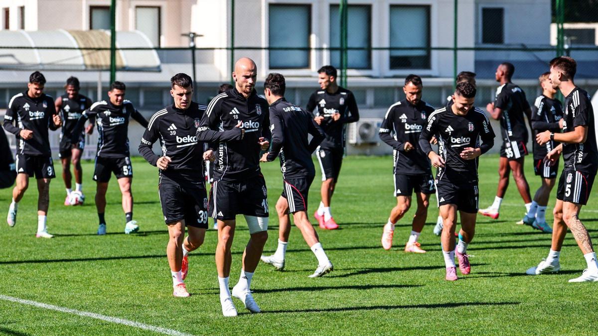 Beşiktaş, eksiklerle Konya’ya gidiyor! Kamp kadrosu belli oldu…
