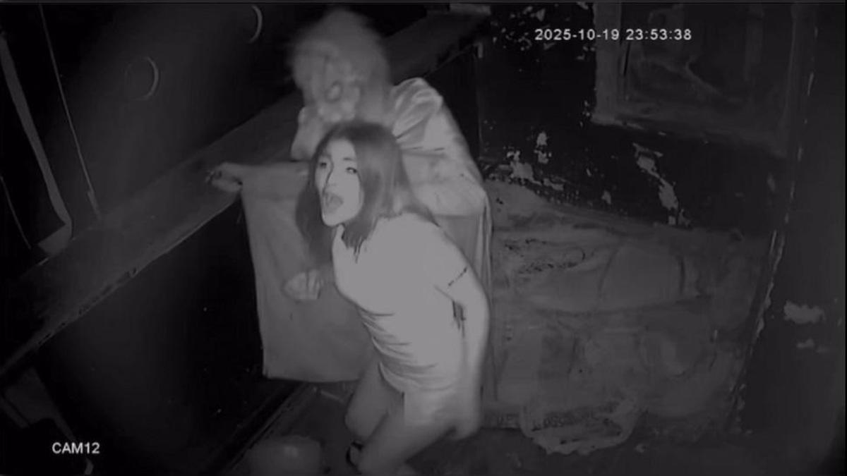 Taksim'de korku evi dehşeti: Genç kadına elektroşoklu saldırı