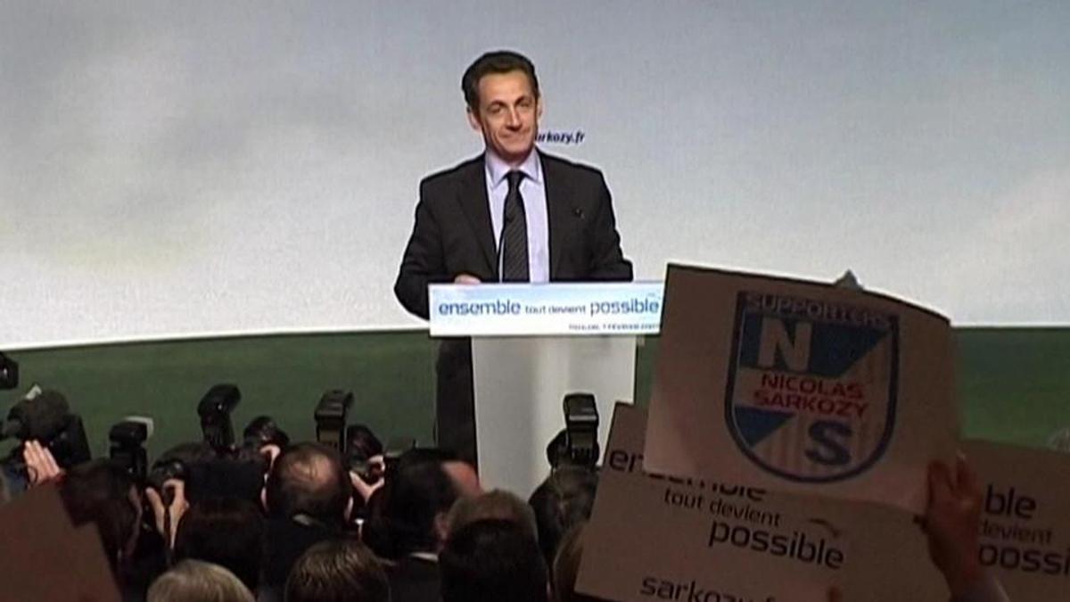 Sarkozy'ye hapisteki ilk gecede rahat yok!