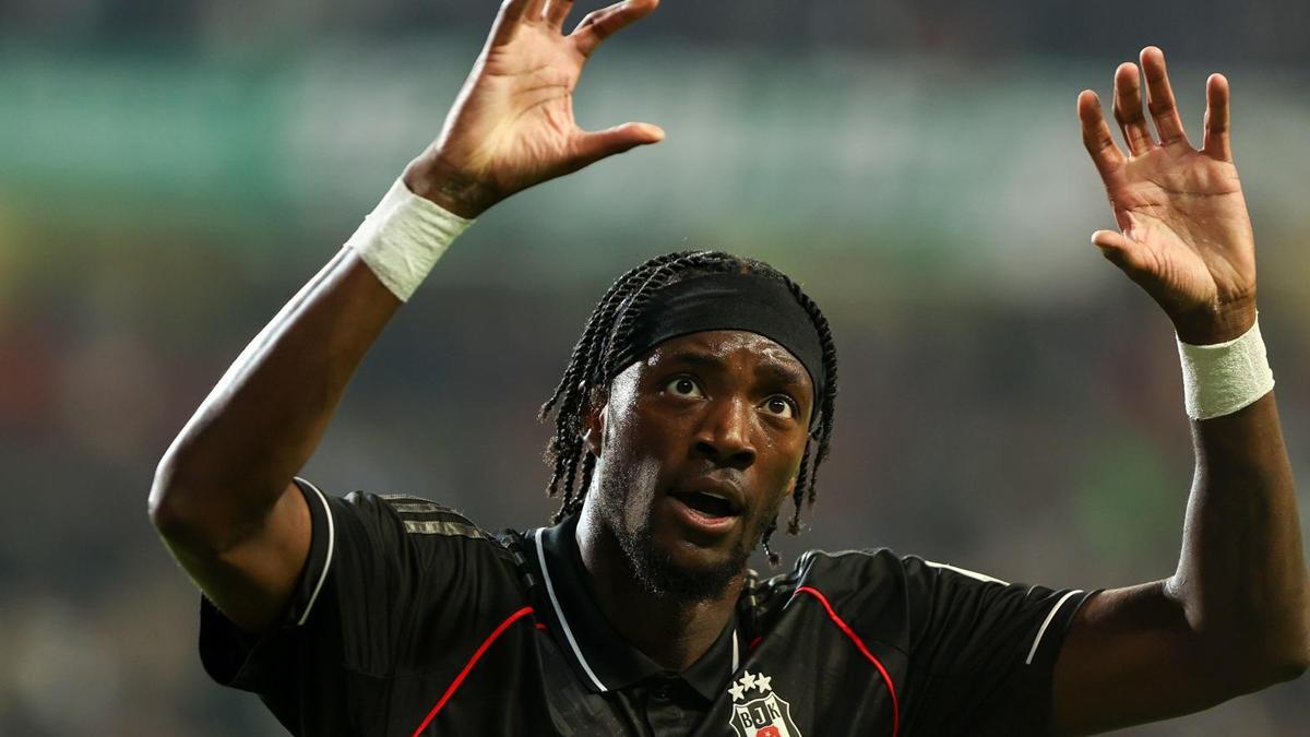 Beşiktaş’ın golcüsü Tammy Abraham, deplasmanda çok farklı