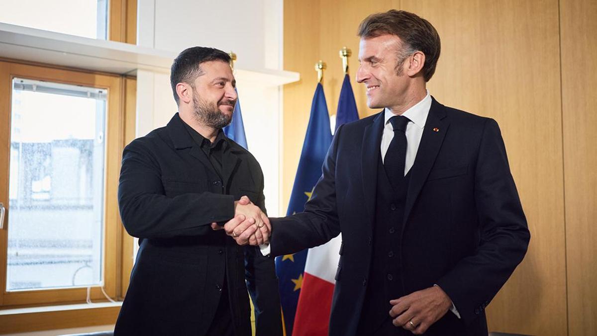 Zelenskiy ile Macron, Brükselde görüştü