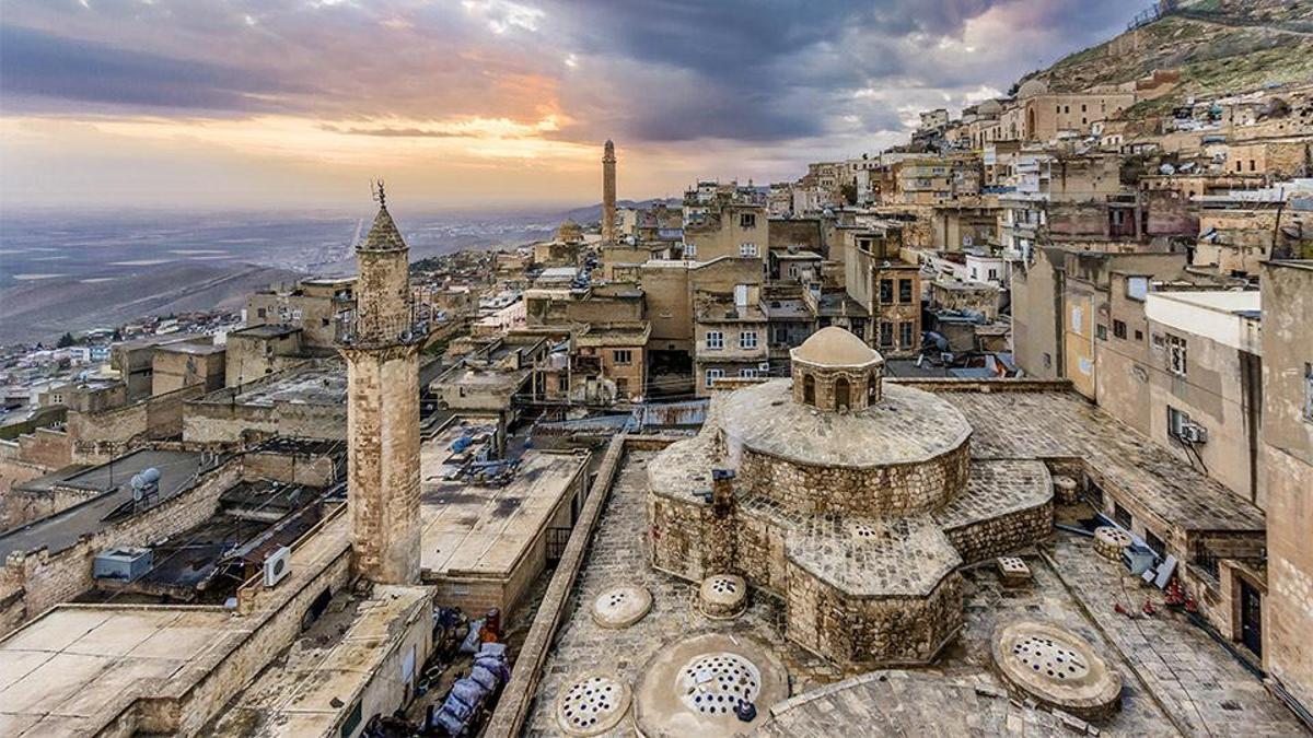 Tarih kokan şehir: Mardin... İşte taş evleri, dar sokakları, camileri, medreseleri...