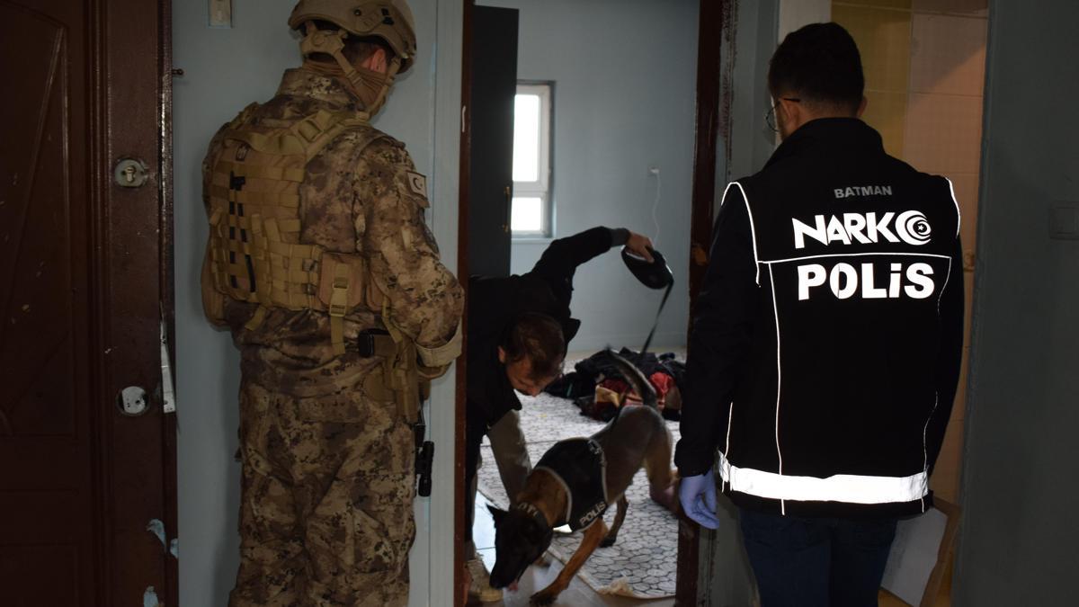 Batmanda uyuşturucu operasyonunda 5 tutuklama