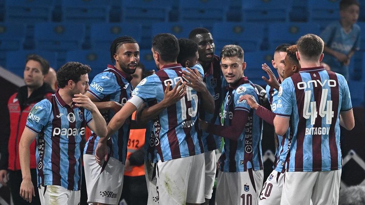 Trabzonspor 2-0 Eyüpspor Maçı Özeti | Fırtına, esmeye devam ediyor Trabzonspor 2-0 Eyüpspor Maçı Özeti | Fırtına, esmeye devam ediyor