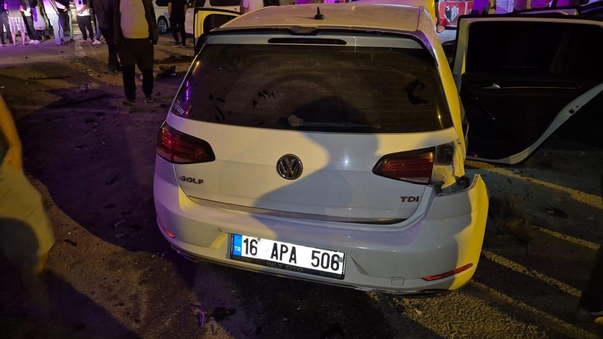 Mardinde 3 aracın karıştığı kazada 1 kişi yaralandı