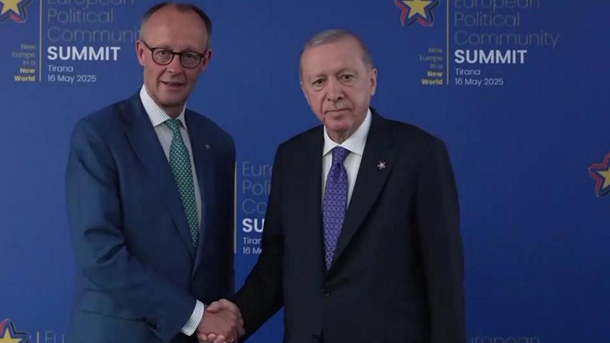 Alman Başbakan Ankara'ya geliyor