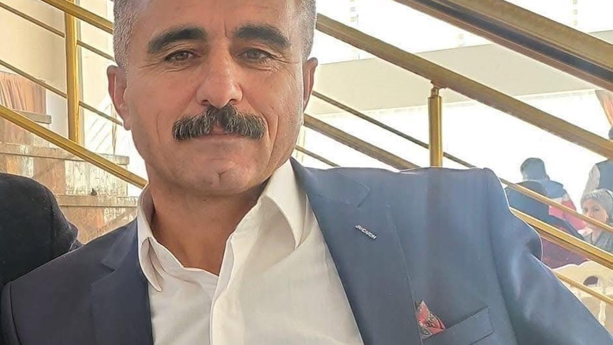 Halı saha maçında kalp krizi geçirip öldü