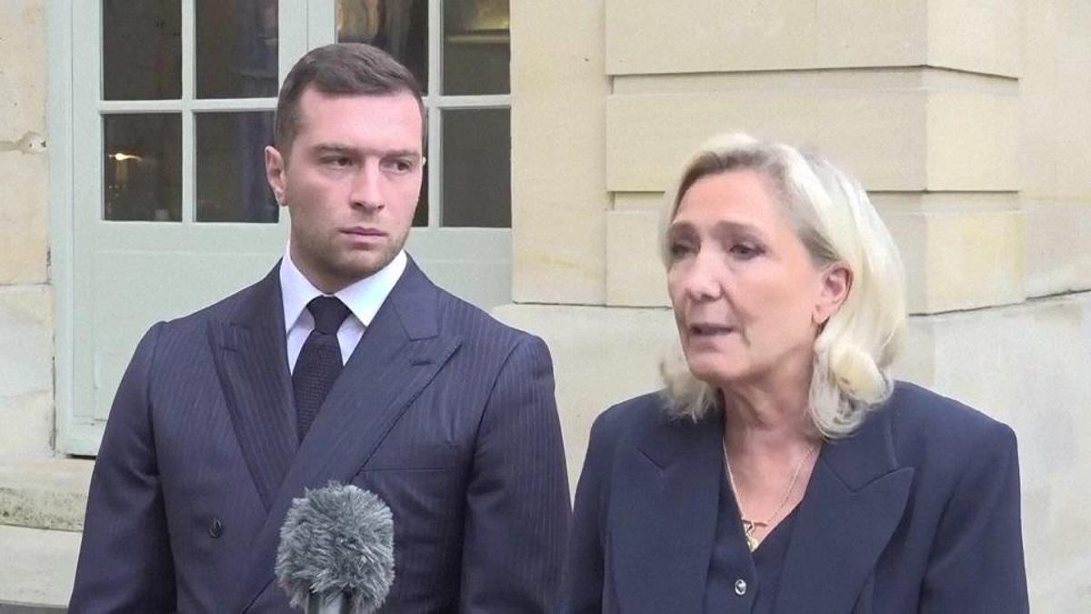 Fransa'da aşırı sağın ayak sesleri!