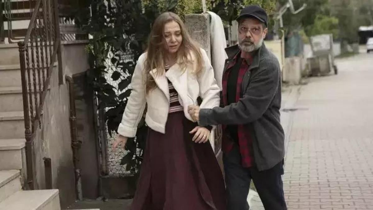 ARKA SOKAKLAR 726. BÖLÜM FRAGMANI! Arka Sokaklar 726. bölüm fragmanı izleme linki Kanal D