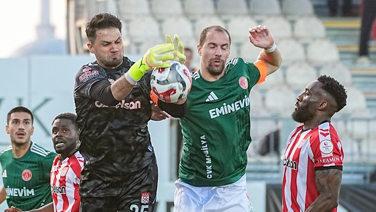 Sivasspor’un yenilgisiz serisi, Ümraniyespor deplasmanında son buldu