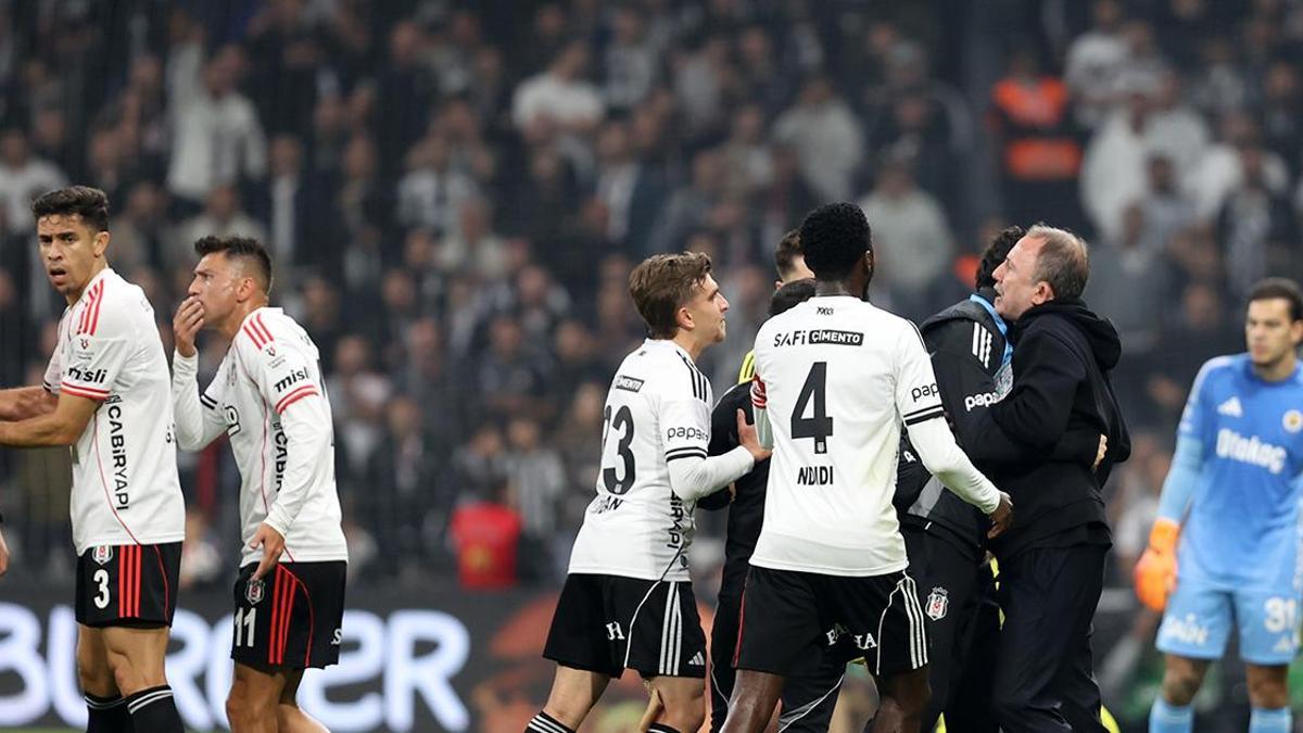 Son Dakika Spor Haberi | Derbi gergin geçiyor! Orkun Kökçü ve Sergen Yalçın atıldı