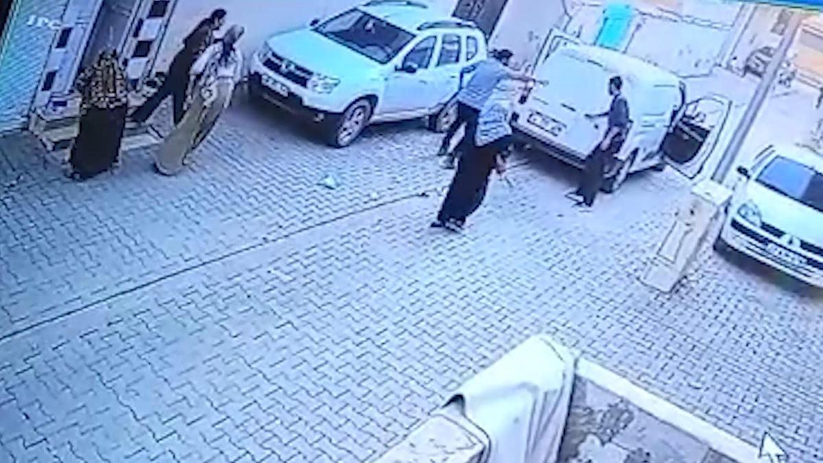 Suruç'ta feci kaza: 2 yaşındaki Leyla kargo aracının altında kaldı