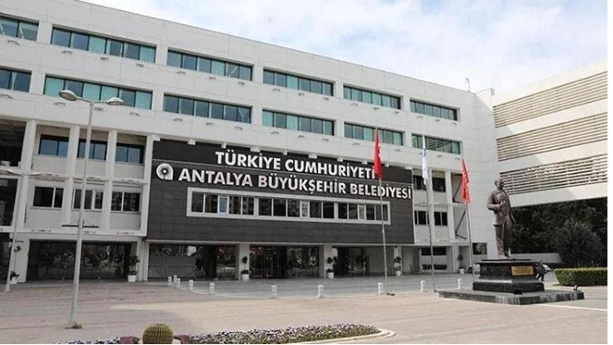 Antalya Büyükşehir Belediyesi'nde rüşvet soruşturması: 8 gözaltı