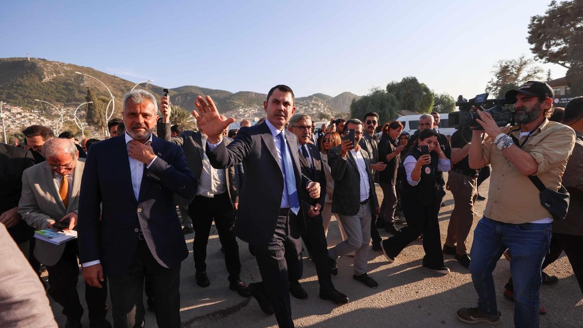 Yabancı gazeteciler Hatay’daki yeniden imar çalışmalarına hayran kaldı! Bakan Murat Kurum: Asrın inşa seferberliği dünya çapında takdir görüyor