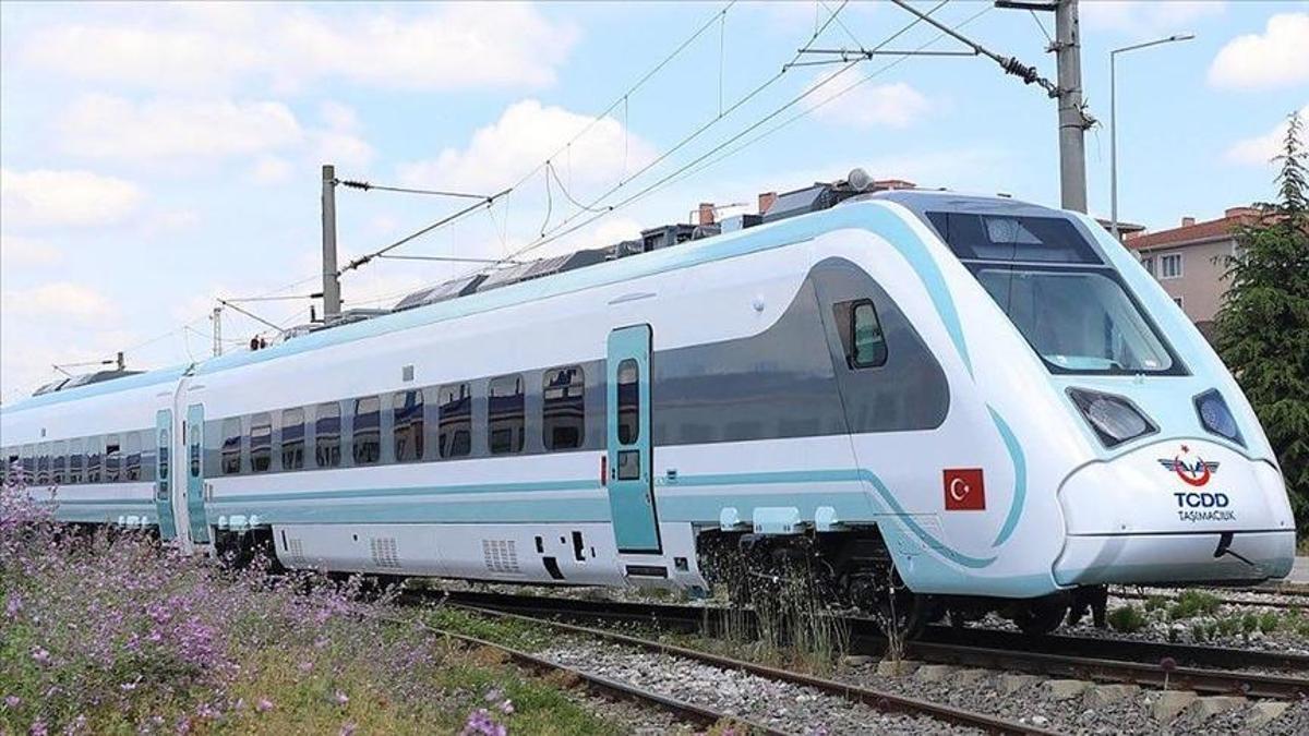 Türkiye, milli tren setleriyle raylarda yeni döneme hazırlanıyor