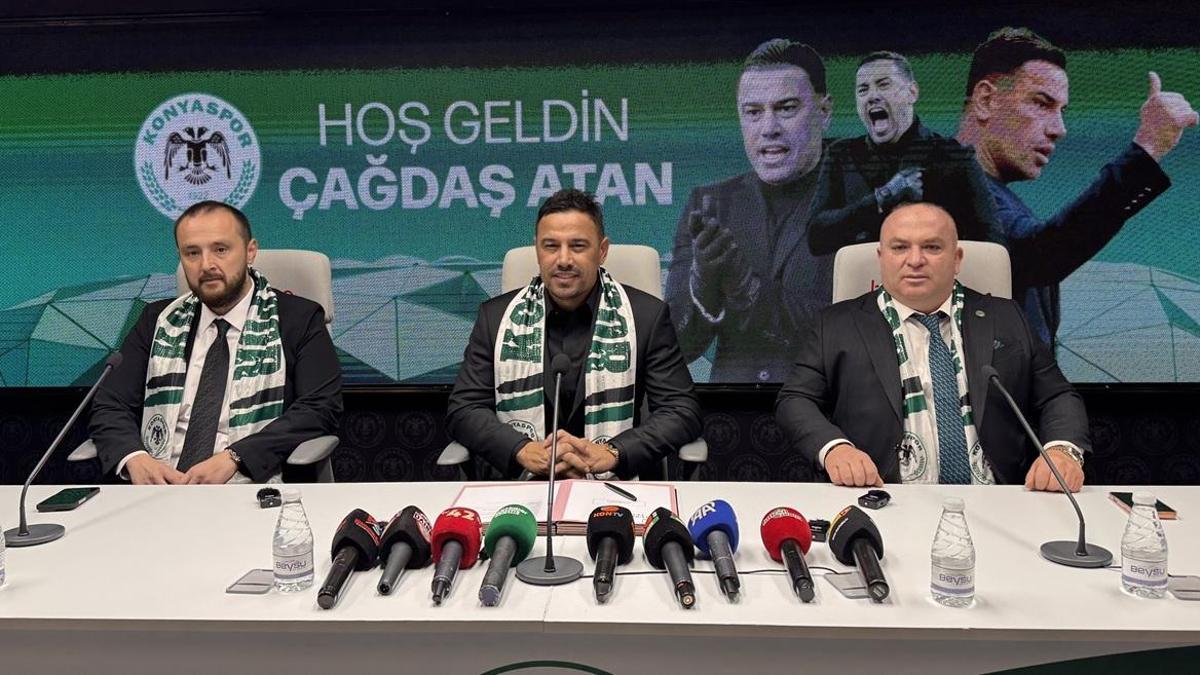 Konyaspor, Çağdaş Atan'la 1.5 yıllık sözleşme imzaladı