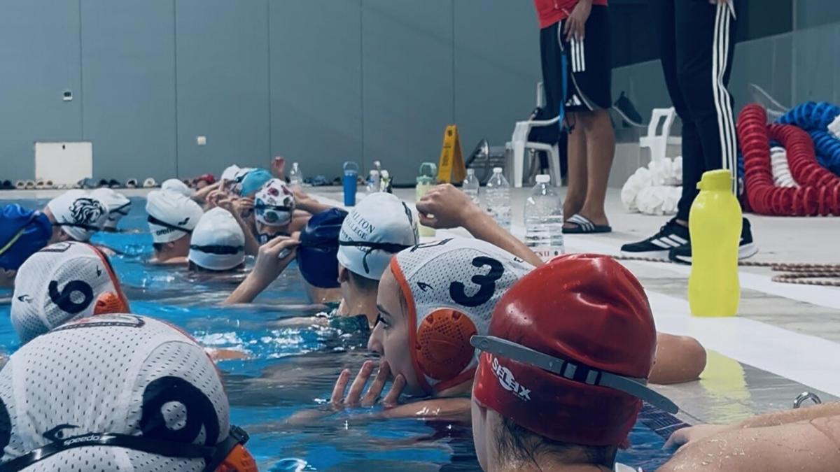 İzmirde su topunda olimpik hazırlık başladı